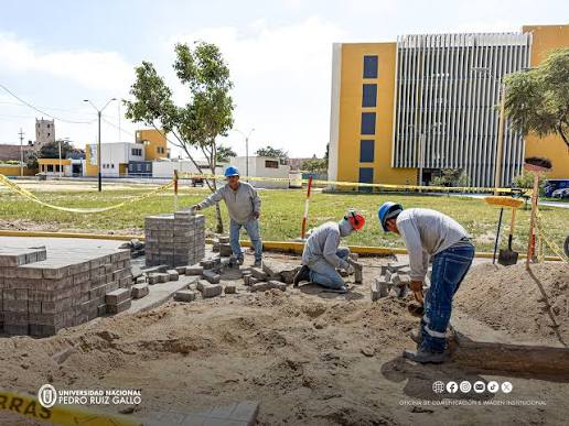 Obras y expansión del campus